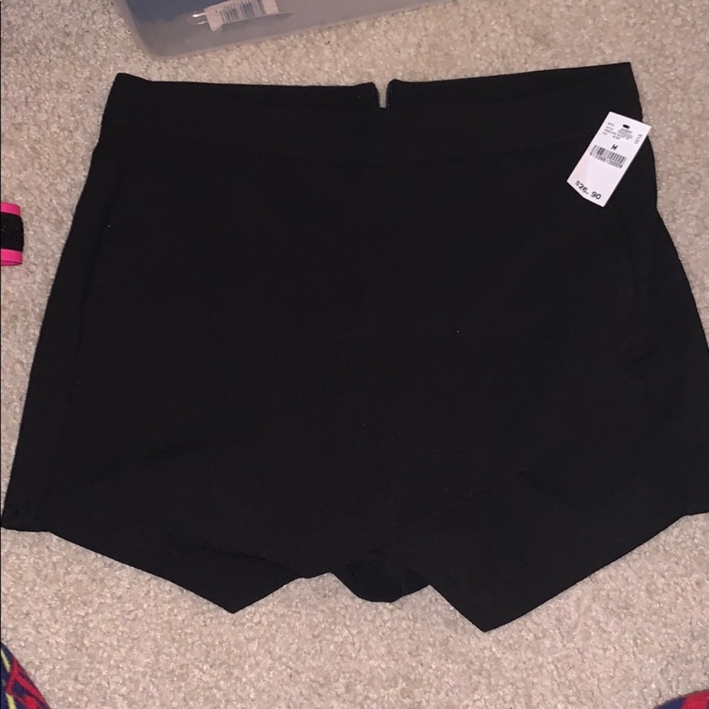 New Black Skort